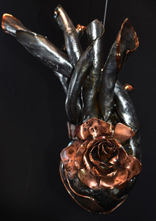  De Nadie metal work sculpture